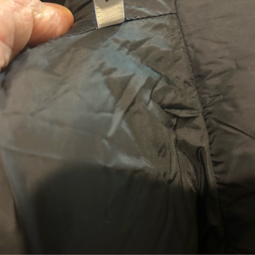 Men’s MONCLER maya GIUBBOTTO faux trimmed quilted jacket size 4/large US - Picture 7 of 13